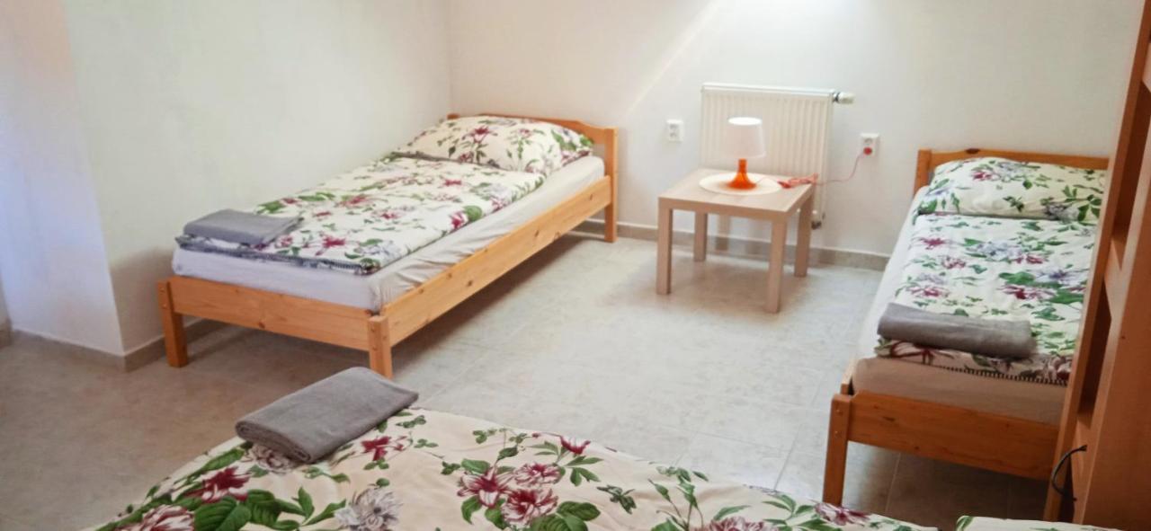 Ubytování U Tajčů Dolni Berkovice Esterno foto